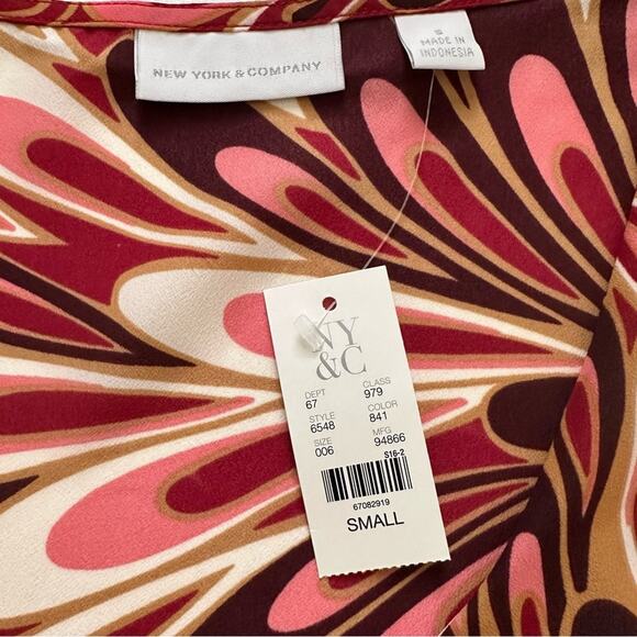 NY&C Blouse Top Retro Print Sleeveless V-Neck Tiered Layered Summer Small NEW - Picture 2 of 11